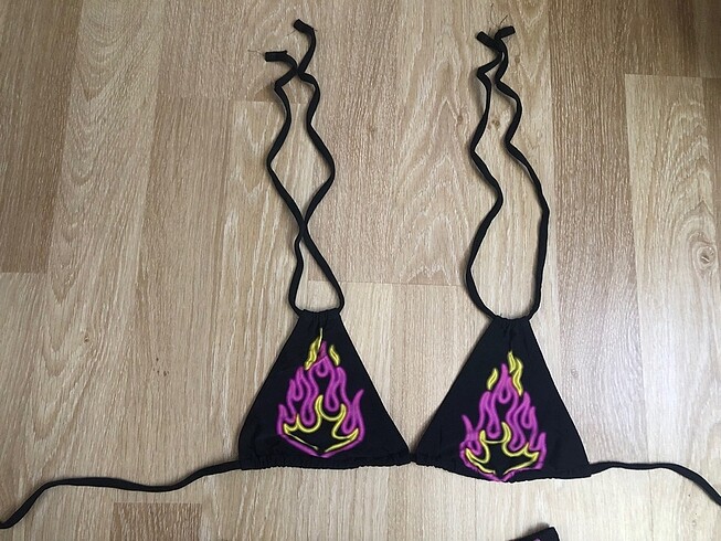 Asos Asos Alev Baskılı Kadın Bikini Alt-Üst