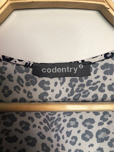 s Beden CODENTRY Leopar Desenli Bluz