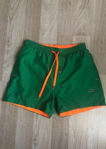 Lacoste ürünü