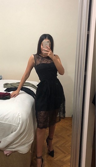 Transparan siyah elbise