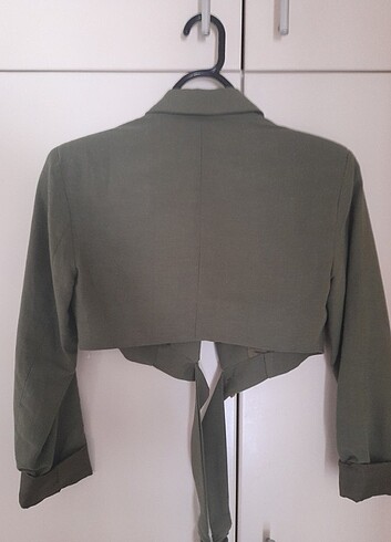 Crop blazer