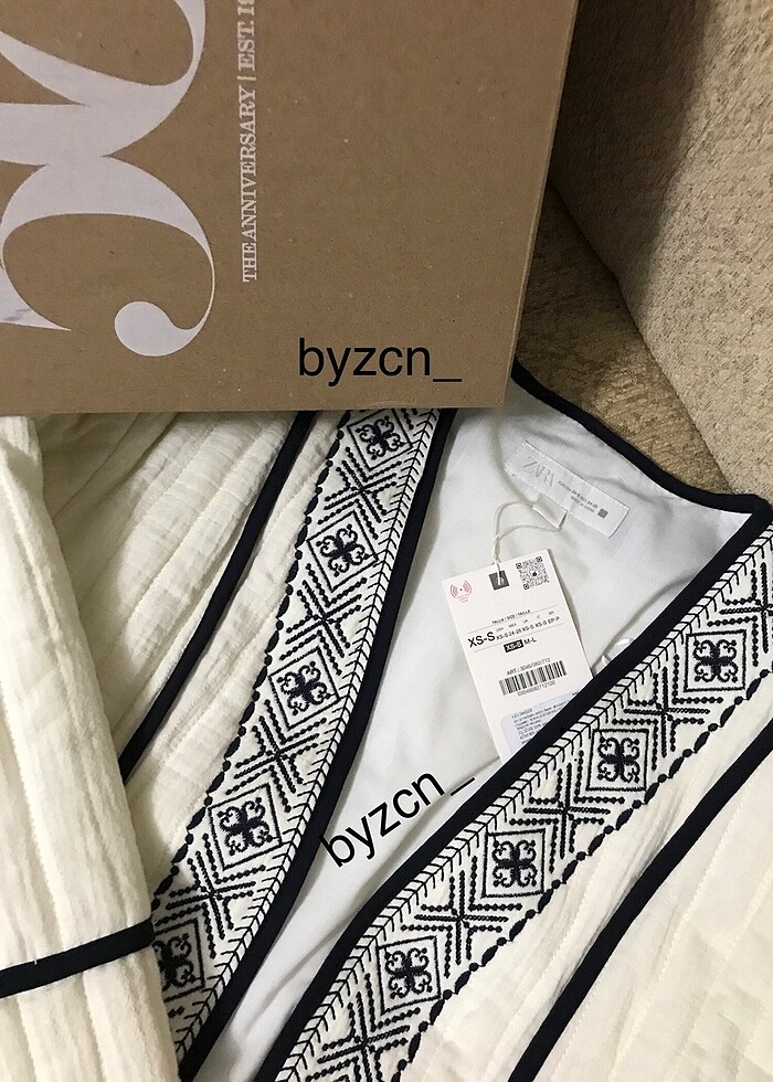 Zara kapitone işlemeli ceket - Görsel 2