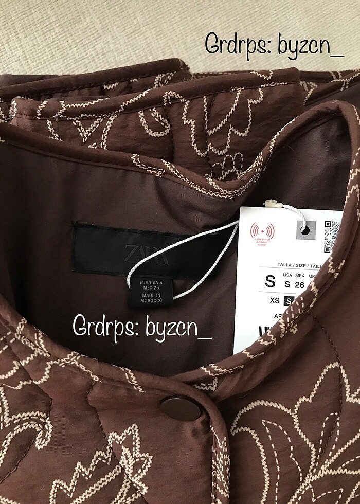 Zara KAUÇUK NAKIŞLI ŞİŞME MONT - Görsel 2