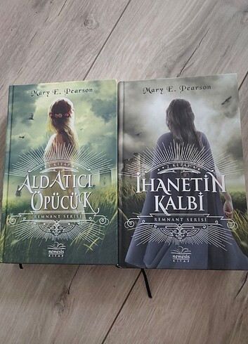Aldatıcı Öpücük ve İhanetin Kalbi 