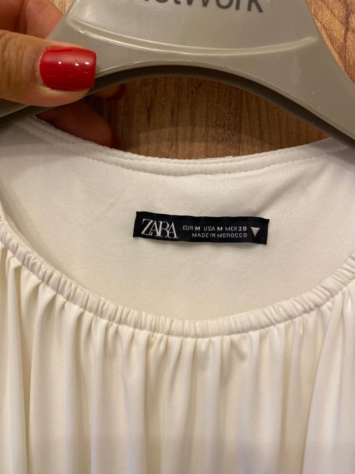 Beyaz mini kolsuz balon elbise - Görsel 4