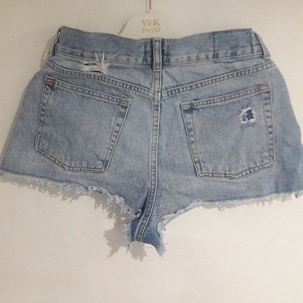 Urban Outfitters süper mini şort