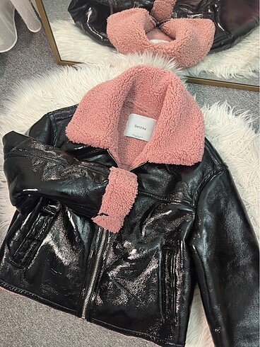 m Beden siyah Renk Bershka ceket