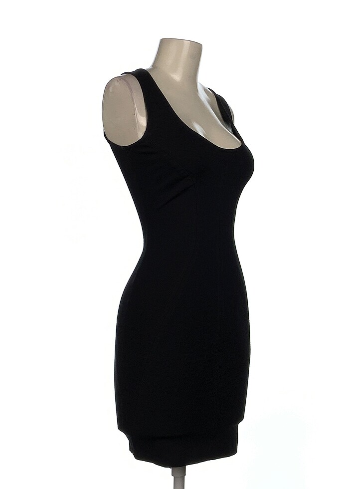 Bershka Kısa Elbise %70 İndirimli. - Görsel 2