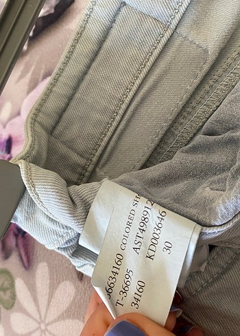 Gri Erkek Denim Rahat Kesim Şort - Görsel 3