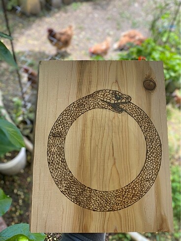 Beden camel Renk Ouroboros ahşap yakma tablo