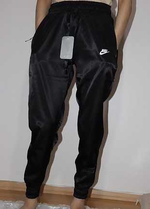 Nike saten dar paca bayan alt
