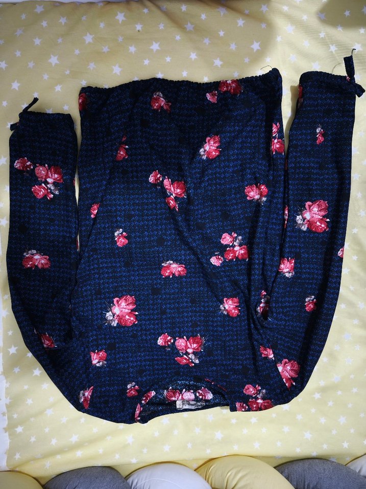 Mavi Çiçek Desenli Triko Bluz - Görsel 2