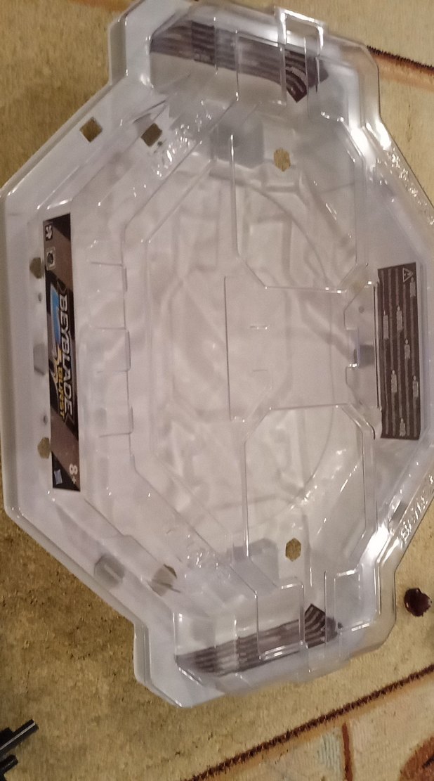 Beyblade sahası - Görsel 2