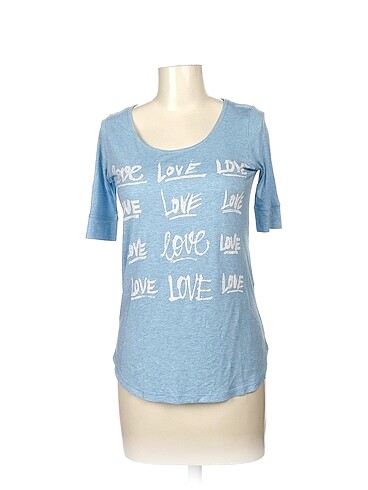 Koton T-shirt %70 İndirimli.