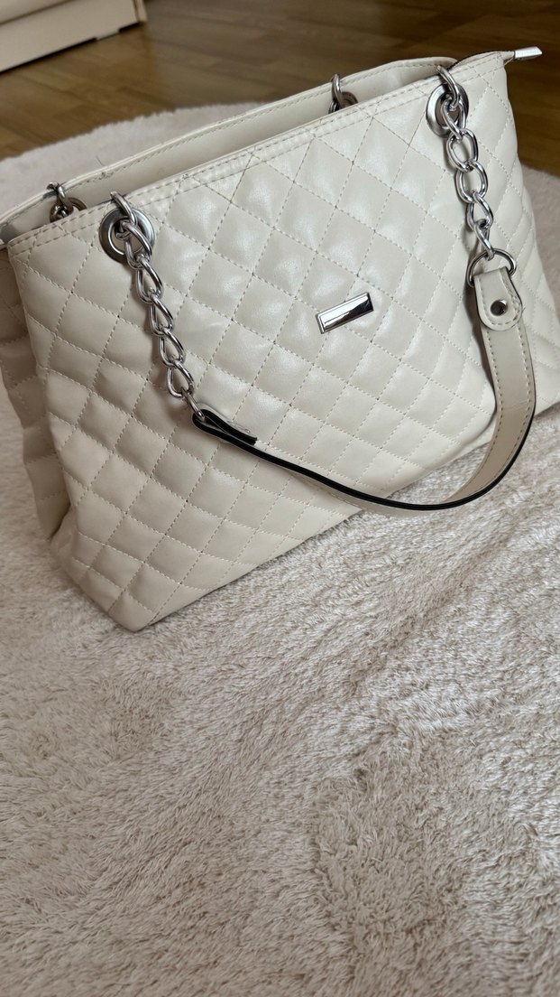 Beyaz Zincir Detaylı Deri Kadın Çanta - Görsel 3