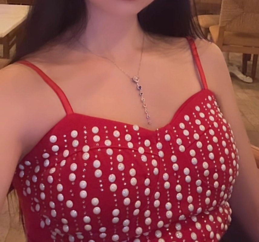 Kırmızı V Yaka İp Askılı Büstiyer - Görsel 3