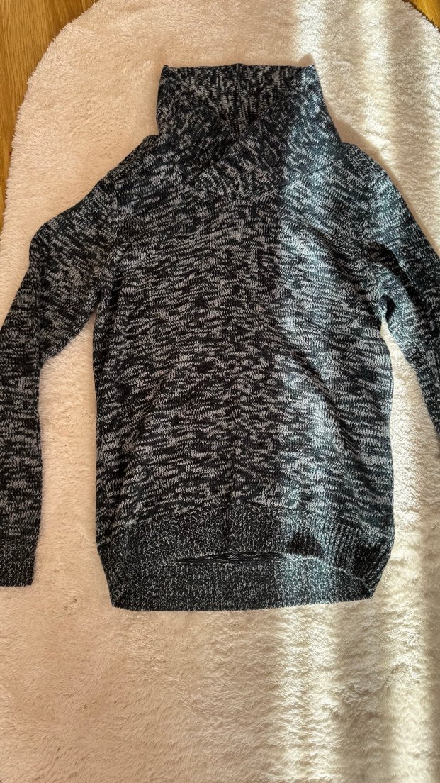 Gri Boğazlı Triko Kazak - Görsel 2