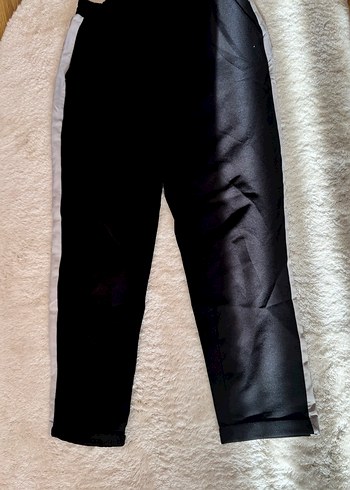 Kadın Siyah Kemerli Kumaş Pantolon - Görsel 2