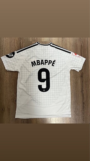 Mbappe Yeni sezon real madrid forması