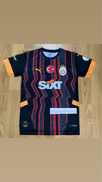 galatasaray yeni sezon siyah forması