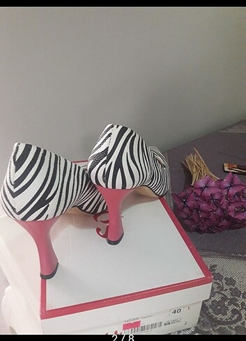 40 Beden Zebra şık