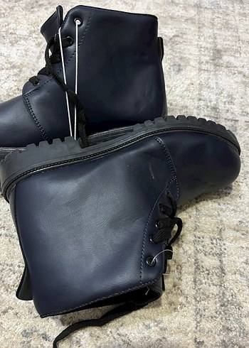 Kadın bot siyah - Görsel 8