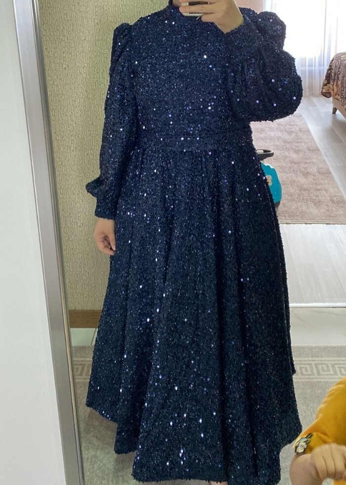 Payetli tesettür elbise - Görsel 3