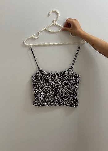 İnce Askılı Siyah Desenli Crop Top
