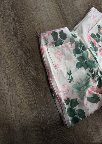 Çiçekli Şort Etek Yandan Açılabilir - Görsel 2