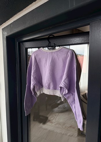 Bershka Gri ve Mor Baskılı Kadın Sweatshirt - Görsel 5