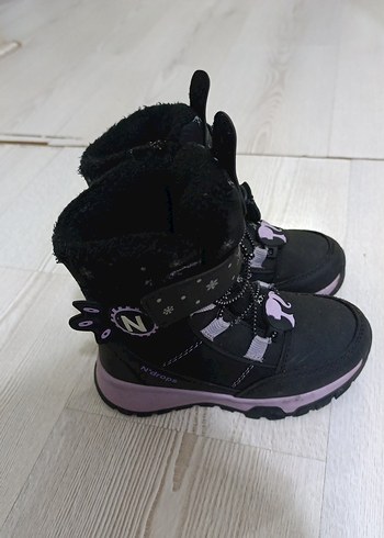 LC Waikiki Kız Çocuk bot