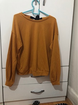 Bershka sırt detaylı kazak