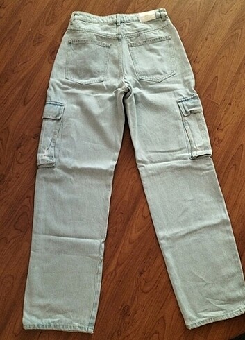 28 Beden mavi Renk Zara jean