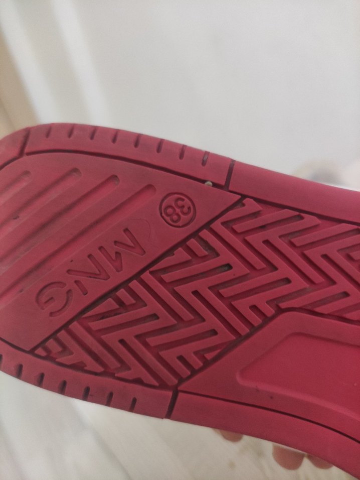 Beyaz Minimalist Bağcıklı Kadın Spor Ayakkabı - Görsel 4