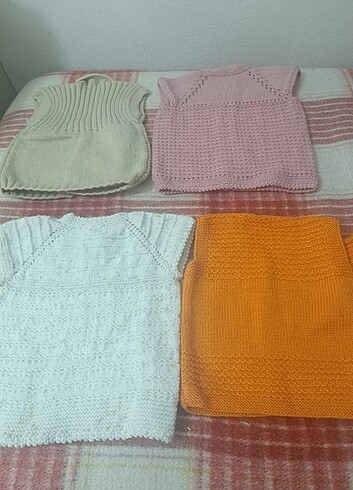 Zara Bebek yelekleri el örgüsü