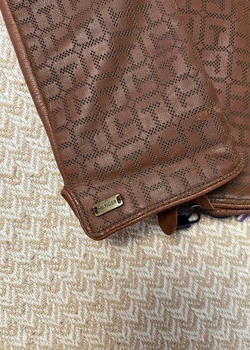 Kahverengi Deri Kadın Eldivenleri - Görsel 2