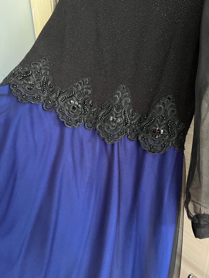 Nakışlı Drapeli Uzun Mavi Siyah Abiye Elbise - Görsel 2