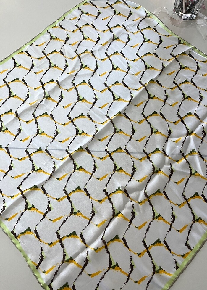 İpek eşarp - Görsel 2