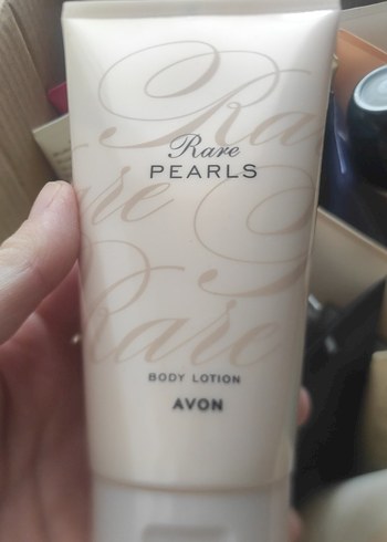 Avon Rare Pearls Vücut Losyonu