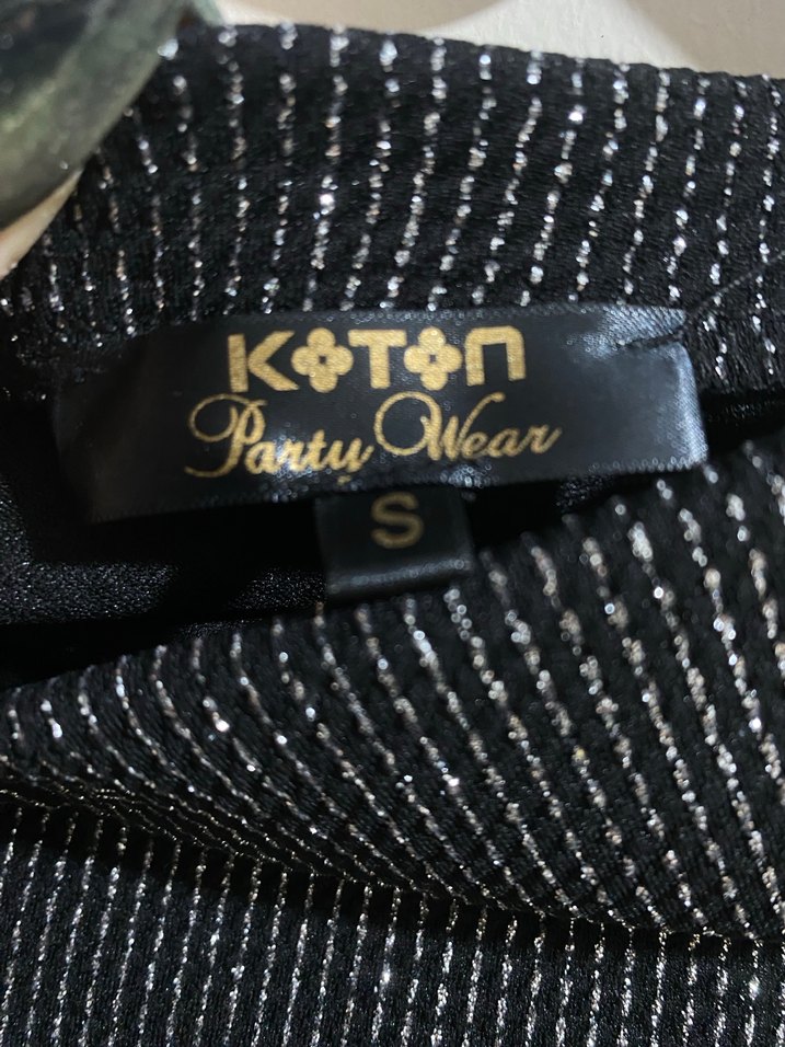 Siyah Fırfırlı Mini Etek - Görsel 2