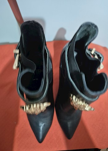 Siyah Deri Stiletto Topuklu Tokalı Kadın Bot - Görsel 7