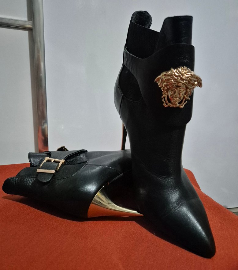 Siyah Deri Stiletto Topuklu Tokalı Kadın Bot - Görsel 4