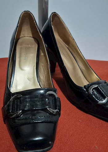 Kadın Siyah Desenli Tokalı Topuklu Ayakkabı - Görsel 4