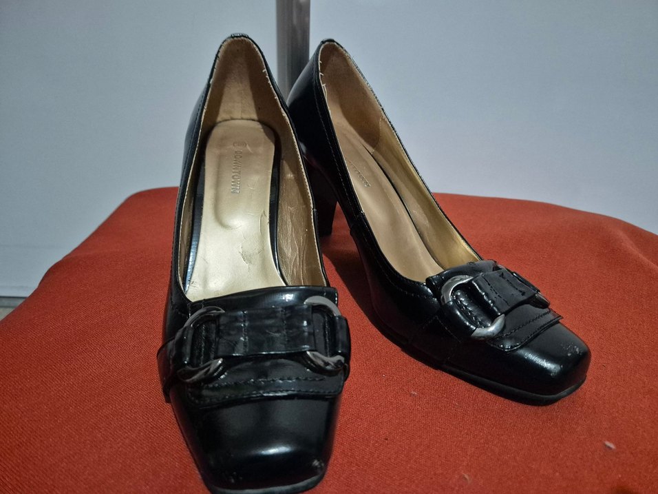 Kadın Siyah Desenli Tokalı Topuklu Ayakkabı - Görsel 4