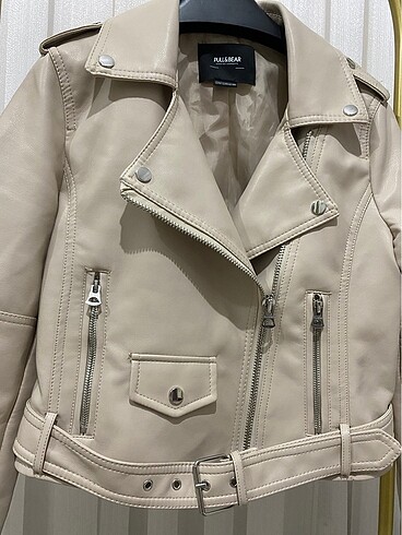 m Beden Pull & Bear M beden Krem Deri Ceket