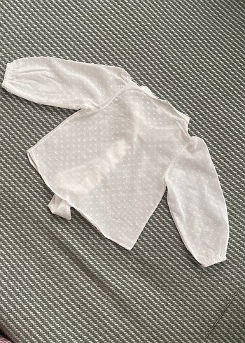 Kız bebekler için beyaz uzun kollu nakışlı gömlek - Görsel 6