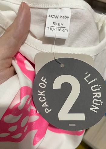 Kız Çocuk Beyaz Tişört Pembe Kelebek Baskılı - Görsel 4