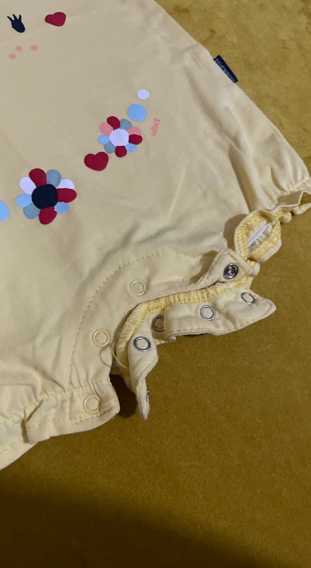 Sarı Desenli Fırfırlı Bebek Tulum - Görsel 2