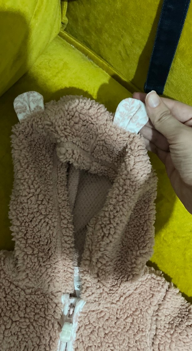 Kız Bebek Kapüşonlu Peluş Tulum - Görsel 2