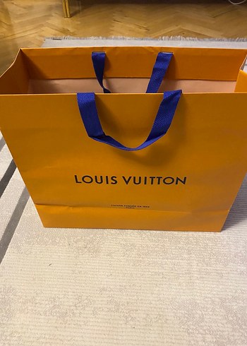 Sarı Parlak Louis Vuitton Kadın Çantası - Görsel 9